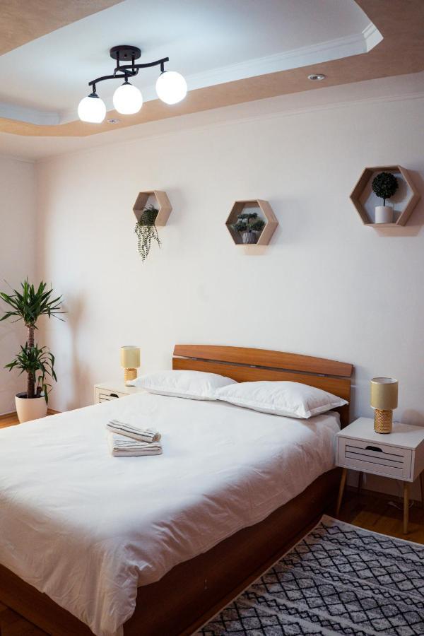 Apartament Milcov Gura Humorului Extérieur photo